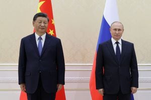Xi Jinping, presidente de China junto a Vladímir Putin, presidente de Rusia.