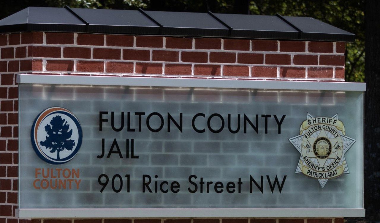 La cárcel del condado de Fulton, es conocida por la mala higiene que tiene en sus celdas