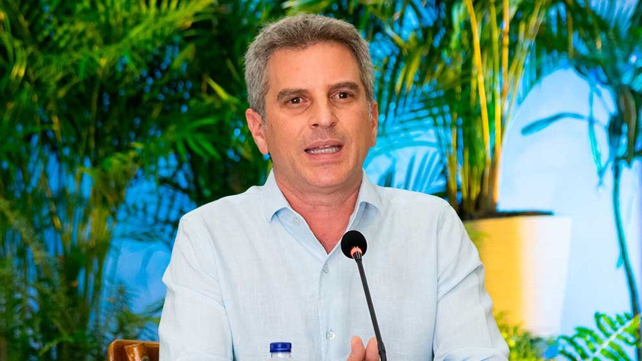 Ministro de Ambiente, Carlos Correa.