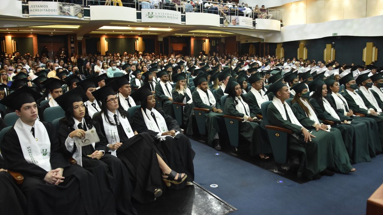 La institución les ha permitido a más de 64.000 egresados hacer realidad el sueño de formarse en educación superior.