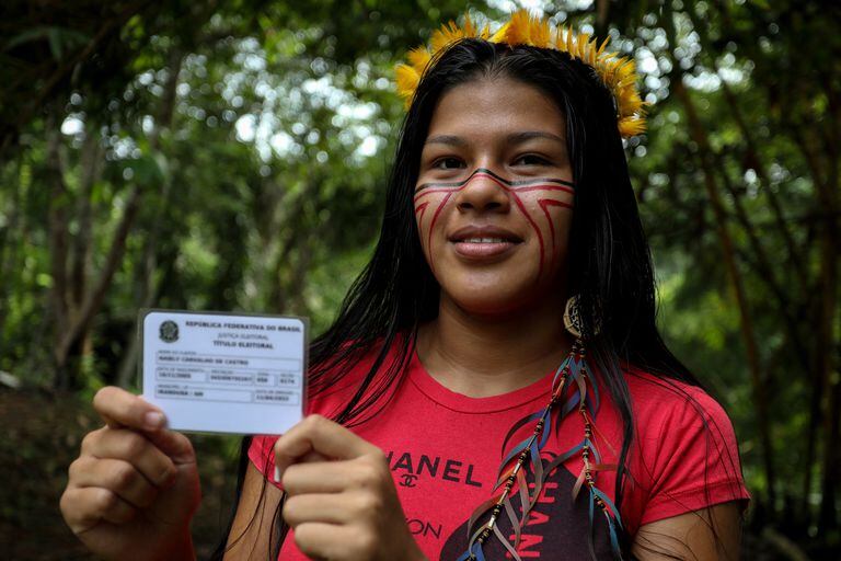 Cientos de personas de comunidades indígenas del Amazonas ejercieron su derecho al voto por Lula da Silva.
