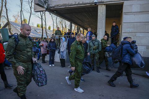 Las Fuerzas Armadas de Rusia se han reforzado con más de 134.000 reclutas en lo que va de año, confirmó el Gobierno del presidente, Vladimir Putin. (Photo by Sefa Karacan/Anadolu Agency via Getty Images)