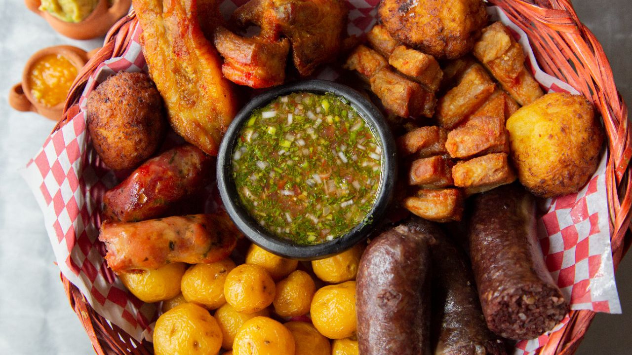 Los comensales podrán disfrutar de las mejores fritangas de Bogotá a tan solo $15.000.