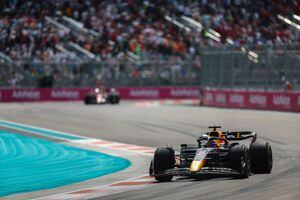 MIAMI, FLORIDA - MAY 08: Max Verstappen del Red Bull Racing   Peter Fox/Getty Images/AFP (Photo by Peter Fox / GETTY IMAGES NORTH AMERICA / Getty Images via AFP)