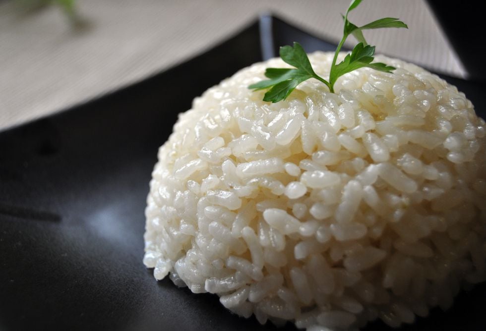 ¿Cómo cocinar el arroz para que contentenga menos calorías?