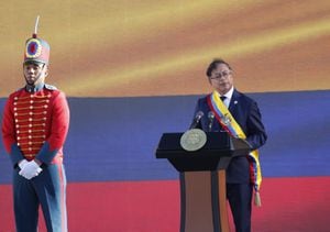 Posesión Presidente Gustavo Petro, discurso con la espada de Bolívar
