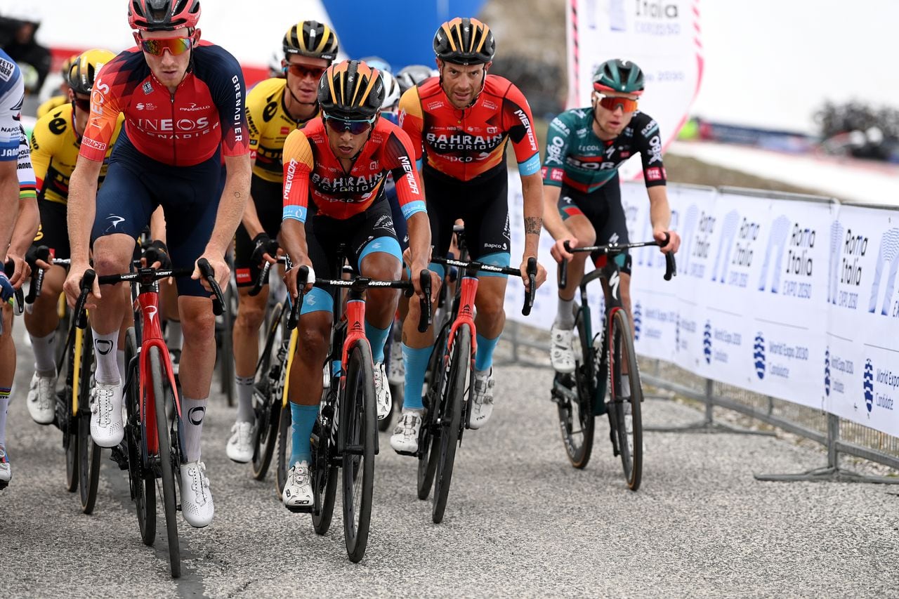 GRAN SASSO D'ITALIA - CAMPO IMPERATORE, ITALY - MAY 12: (L-R) Tao Geoghegan Hart of The United Kingdom and Team INEOS Grenadiers, Santiago Buitrago of Colombia and Damiano Caruso of Italy and Team Bahrain - Victorious  compete during the 106th Giro d'Italia 2023, Stage 7 a 218km stage from Capua to Gran Sasso d'Italia, Campo Imperatore 2123m / #UCIWT / on May 12, 2023 in Gran Sasso d'Italia, Campo Imperatore, Italy. (Photo by Tim de Waele/Getty Images)