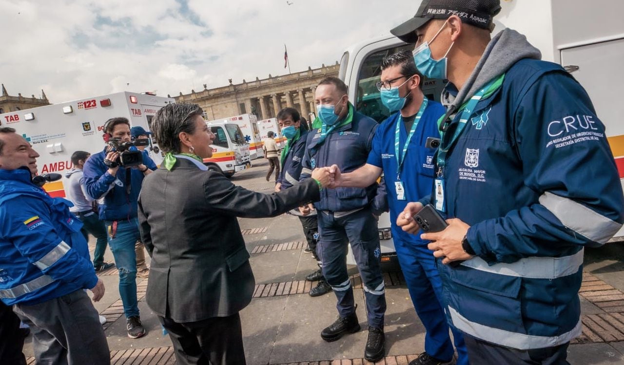 La alcaldesa de Bogotá entregó las ambulancias el pasado 14 de marzo