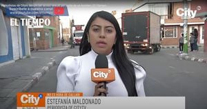 Estefanía Maldonado, Angie Téllez y Deisy Nivia son víctimas de un acosador que no las deja en paz y les escribe por sus números de Whastapp. Foto: City Tv