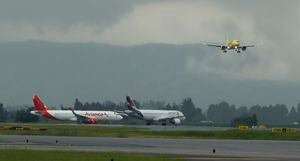 Pista Aeropuerto Internacional El Dorado Luis Carlos Galán Sarmiento