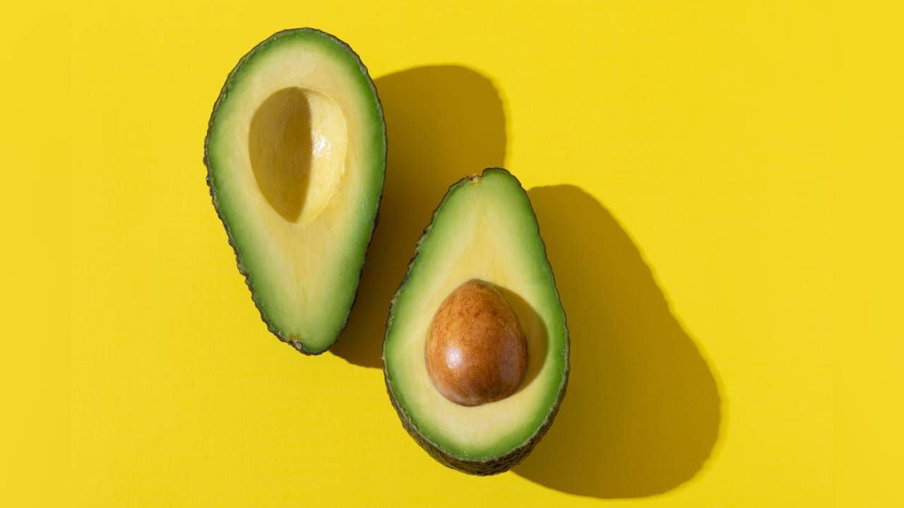 El aguacate es rico en potasio, magnesio y antioxidantes. Foto: Getty images.