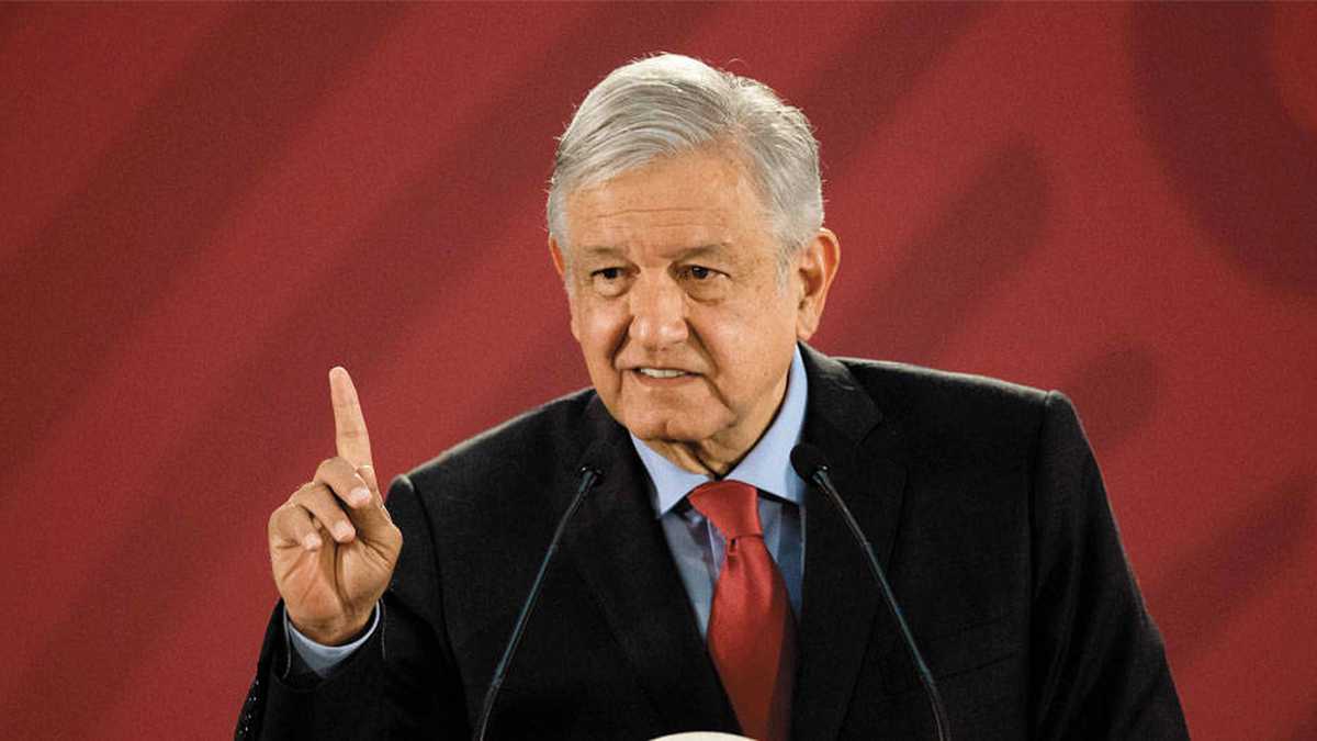 Andrés Manuel López Obrador, a pesar de haber impulsado la consulta, decidió no participar en la votación.