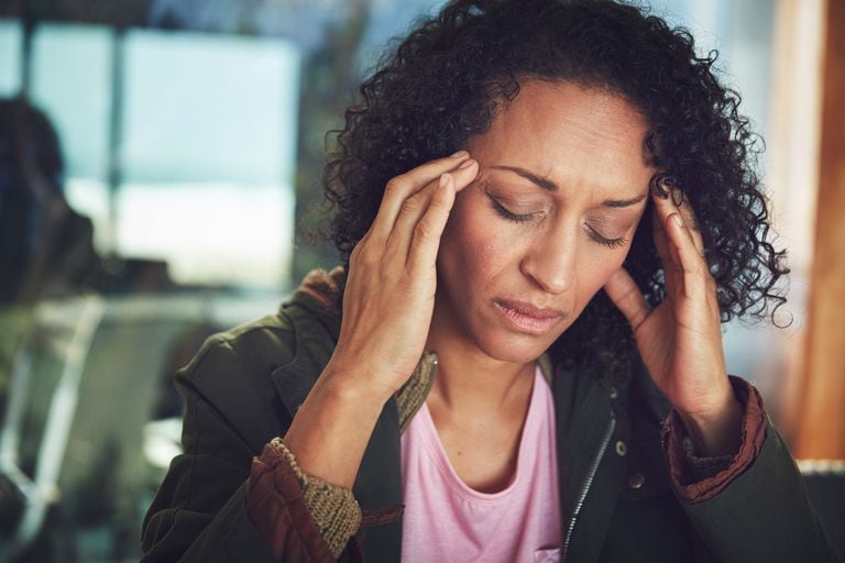 ¿Cómo aliviar el dolor de cabeza con masajes?