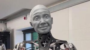 Robot humanoide en el salón tecnológico de Las Vegas. Foto Twitter - Roberto Cavada - @rcavada