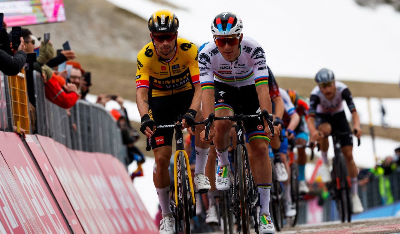 Roglic y Evenepoel libraron batalla en la etapa 8 del Giro de Italia.