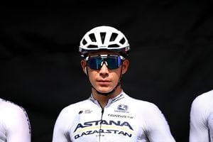 Miguel Ángel López, ciclista colombiano.