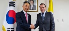 El alcalde de Cali, Alejandro Eder tuvo un encuentro con el embajador de Corea en Colombia, Lee WangKeun, en Bogotá,