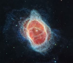 Una observación de una nebulosa planetaria del instrumento MIRI en el infrarrojo medio del Telescopio Espacial James Webb de la NASA, un aparato revolucionario diseñado para mirar a través del cosmos hasta el amanecer del universo y lanzado el 12 de julio de 2022. NASA, ESA, CSA, STScI, Foto Webb ERO Production Team/a través de REUTERS