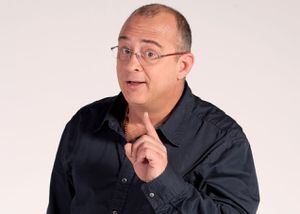 Jota Mario Valencia, presentador de 'Muy Buenos Días', del canal RCN.