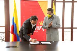 Alianza Alcaldía de Bogotá y Diageo para generar empleos.