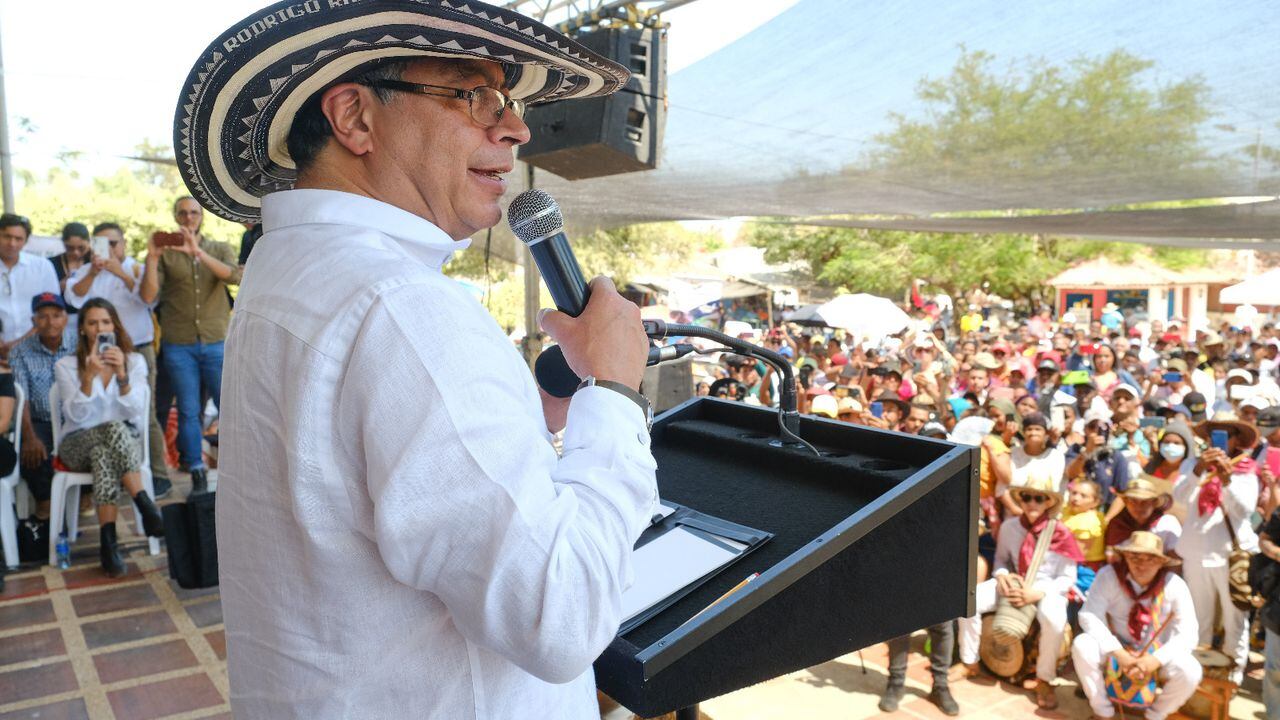 El pronunciamiento fue hecho durante el acto de entrega de predios a las comunidades campesinas del municipio sucreño de San Benito Abad.