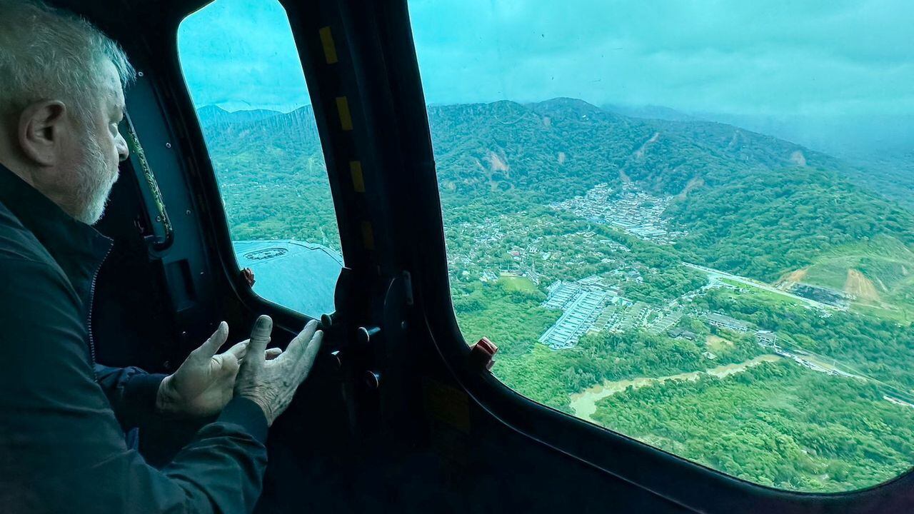 Lula Da Silva llegando a Sao Sebastiao en Sao Paulo. Foto: Reuters.