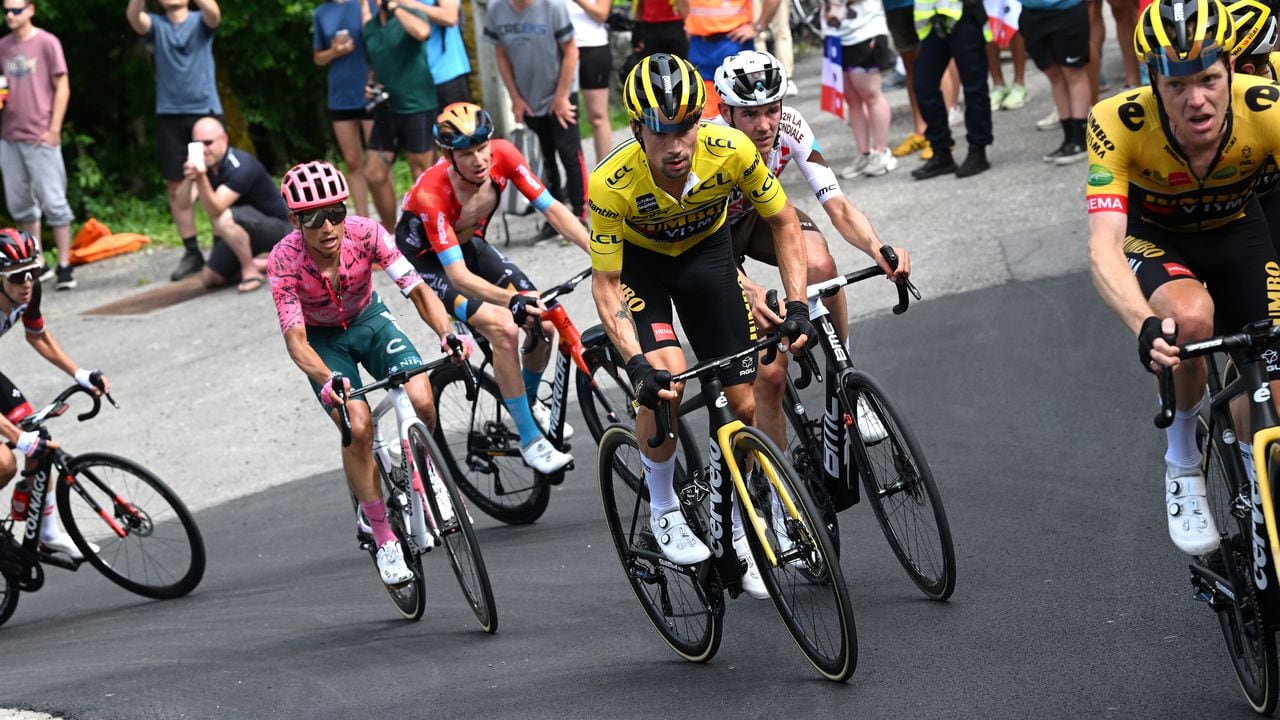 PLATEAU DE SALAISON, FRANCE - JUNE 12: (L-R) Johan Esteban Chaves Rubio of Colombia and Team EF Education - Easypost, Primoz Roglic of Slovenia and Team Jumbo - Visma Yellow Leader Jersey and Ben Alexander O'connor of Australia and AG2R Citröen Team compete during the 74th Criterium du Dauphine 2022 - Stage 8 a 138,8km stage from Saint-Alban-Leysse to Plateau de Salaison 1495m / #WorldTour / #Dauphiné / on June 12, 2022 in Plateau de Salaison, France. (Photo by Dario Belingheri/Getty Images)