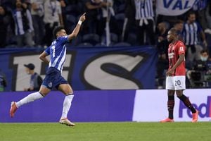 Luis Díaz celebrando el único tanto con el que Porto venció a Milan