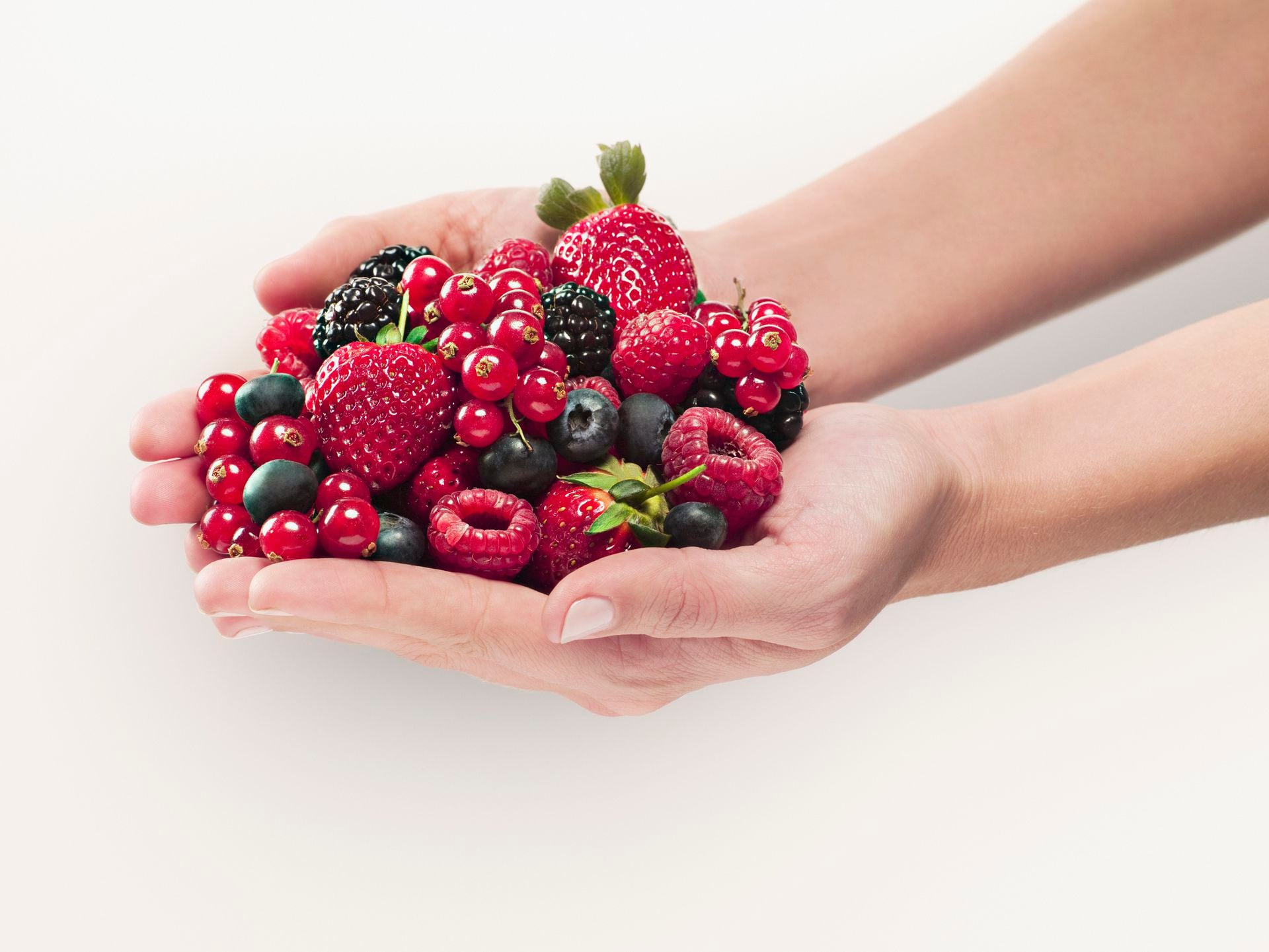 chocar espejo de puerta Reducción Salud y alimentación: ¿Qué beneficios tiene tomar licuado de frutos rojos?