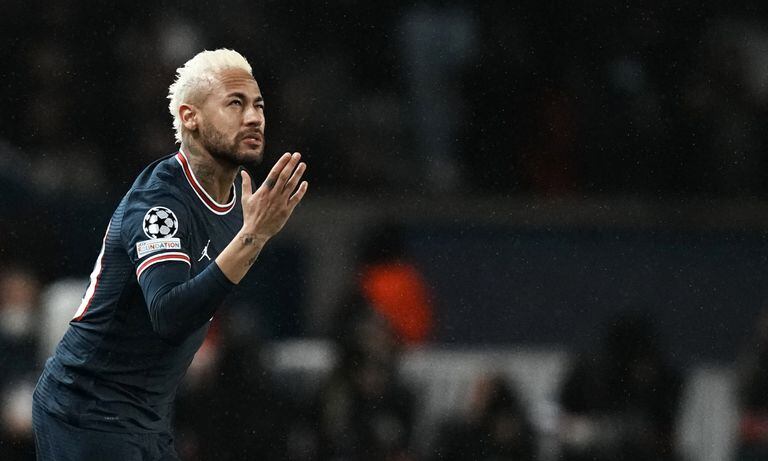 PSG's Neymar gestures during the Champions League, round of 16, first leg soccer match between Paris Saint Germain and Real Madrid at the Parc des Princes stadium, in Paris, France, Tuesday, Feb. 15, 2022. (AP/Thibault Camus)