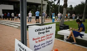 Avanzan en la Florida, Estados Unidos, la votación anticipada en la que republicanos y demócratas eligen candidatos a la gobernación, a congresistas y otros representantes estatales.