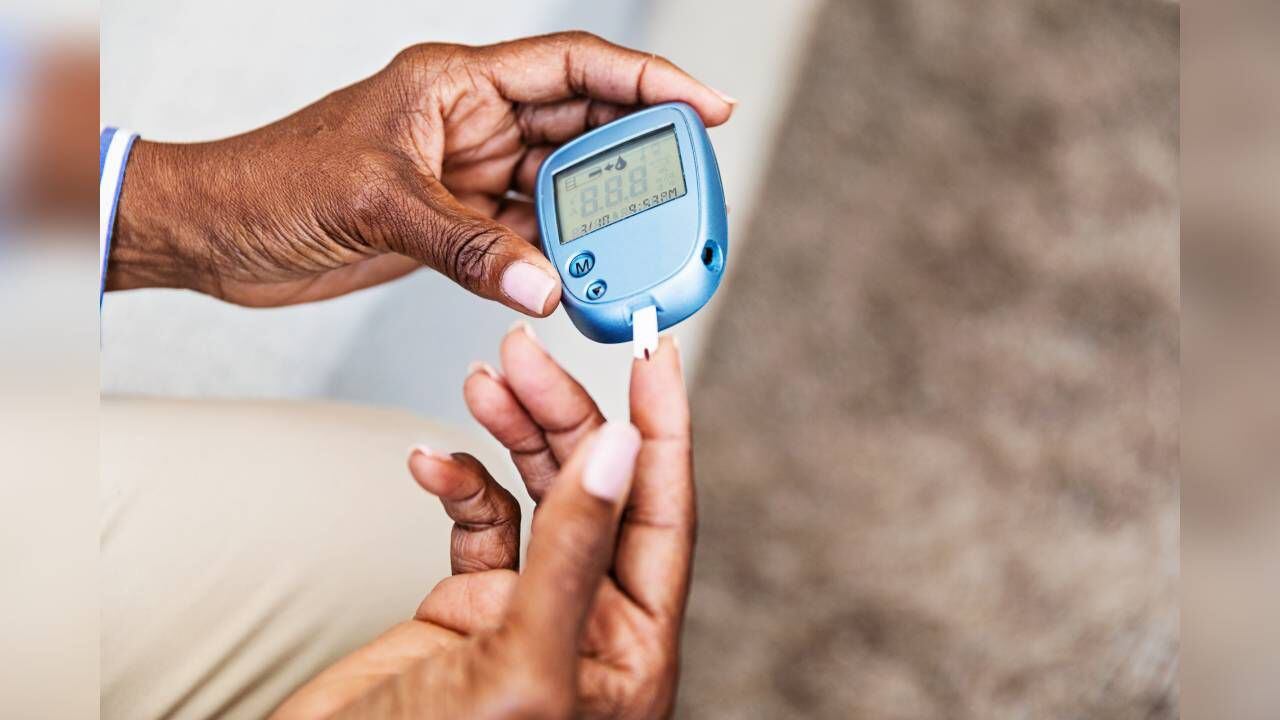 Dormir bien es importante para las personas que padecen la diabetes. Foto: GettyImages.