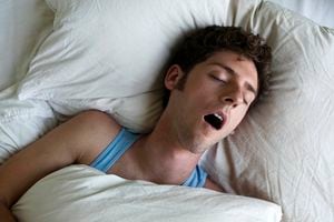 No se puede normalizar la acción de dormir con la boca abierta. Getty Images.