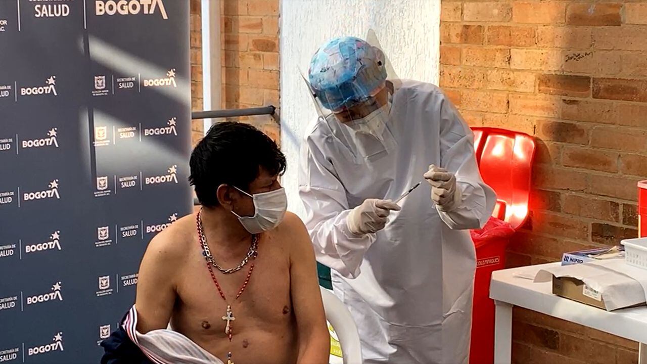 Vacunación de habitantes de calle en Bogotá