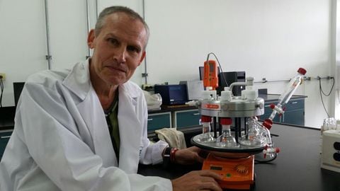 Científico desarrollo dengue