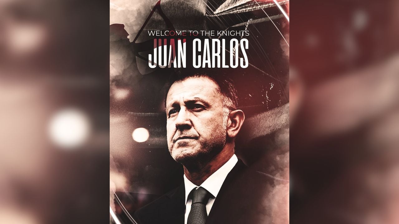 Juan Carlos Osorio presentado en su nuevo equipo en Egipto.
