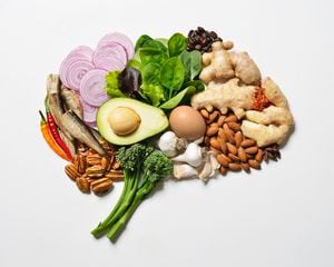 Una alimentación sana y equilibrada ayuda a mantener la buena salud del cerebro.