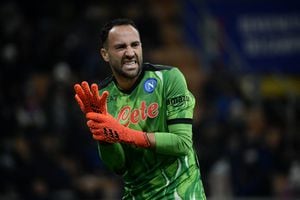 Napoli's Colombian goalkeeper David Ospina reacts during the Italian Serie A football match between Inter and Napoli, at the San Siro Stadium in Milan, on November 21, 2021. (Photo by Filippo MONTEFORTE / AFP)