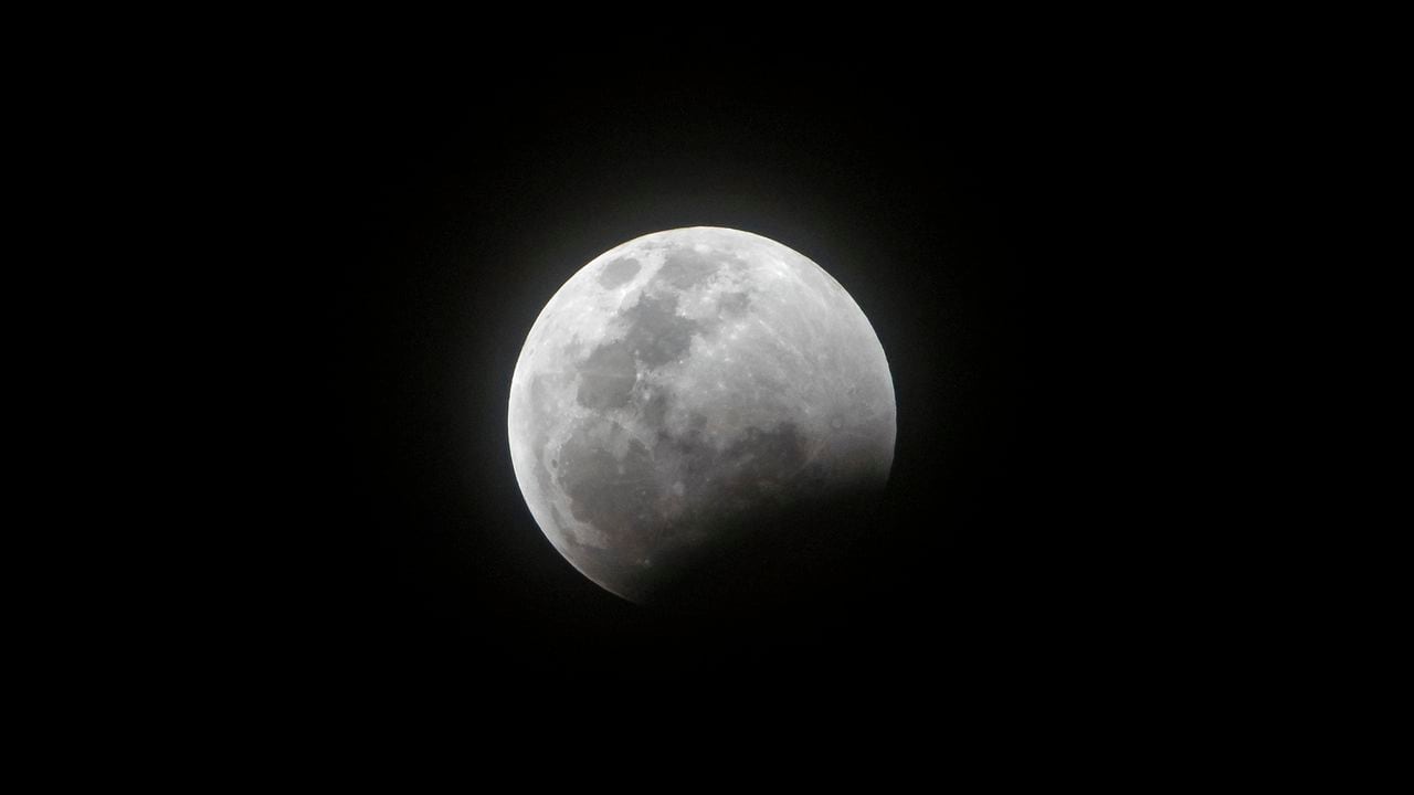 Foto de referencia sobre un eclipse lunar