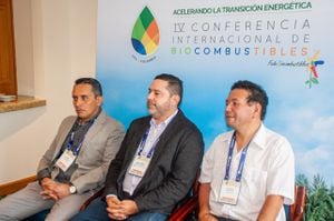 Gremio de los volqueteros en la IV conferencia Internacional de Biocombustibles