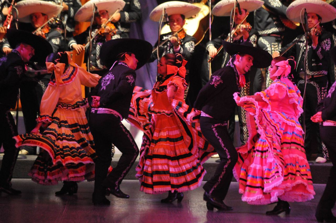 Festival 'Bogotá Ciudad de Folclor': así podrá participar en los talleres gratuitos sobre danzas folclóricas