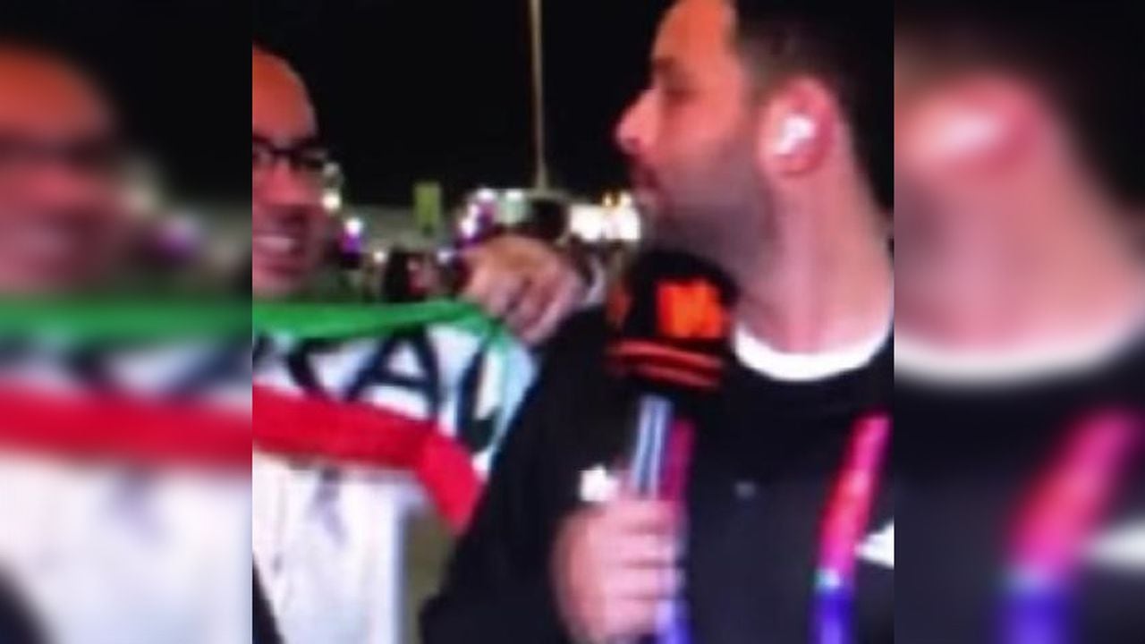 El periodista colombiano Carlos Alemán fue 'víctima' de un intento de beso de un hincha iraní en el Mundial de Qatar 2022.