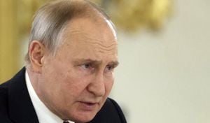 El presidente de Rusia, Vladimir Putin, aseguró que estos acercamientos de la Otan a países fronterizos son una amenaza