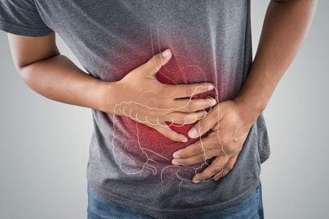 Los problemas en el intestino grueso se pueden presentar a cualquier edad, aunque ocurren principalmente a la mediana y avanza edad.