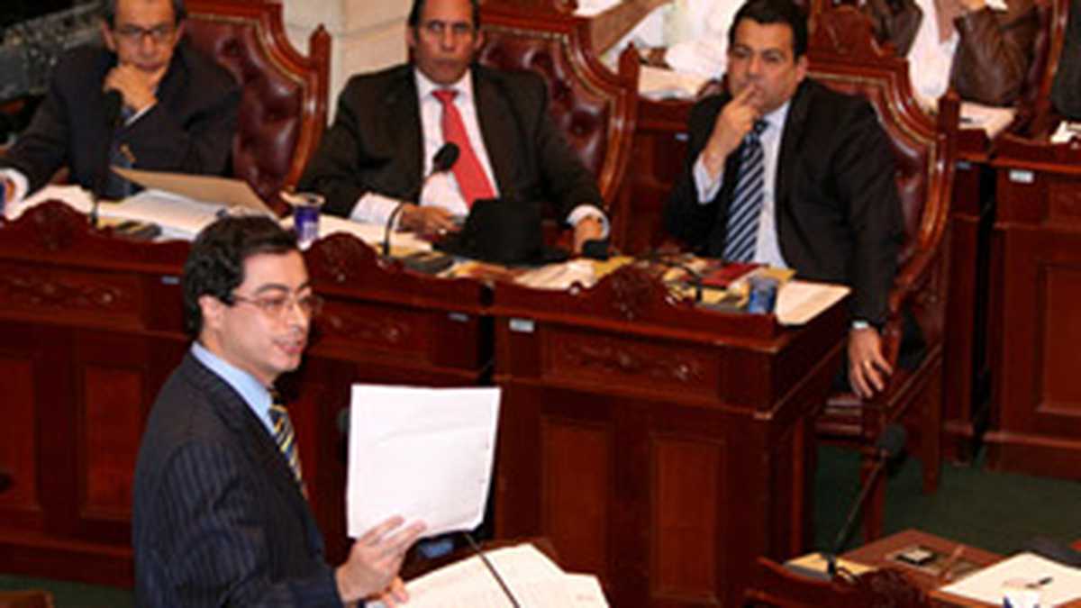 El senador Gustavo Petro es el promotor del debate sobre 'parapolìtica' en Antioquia.