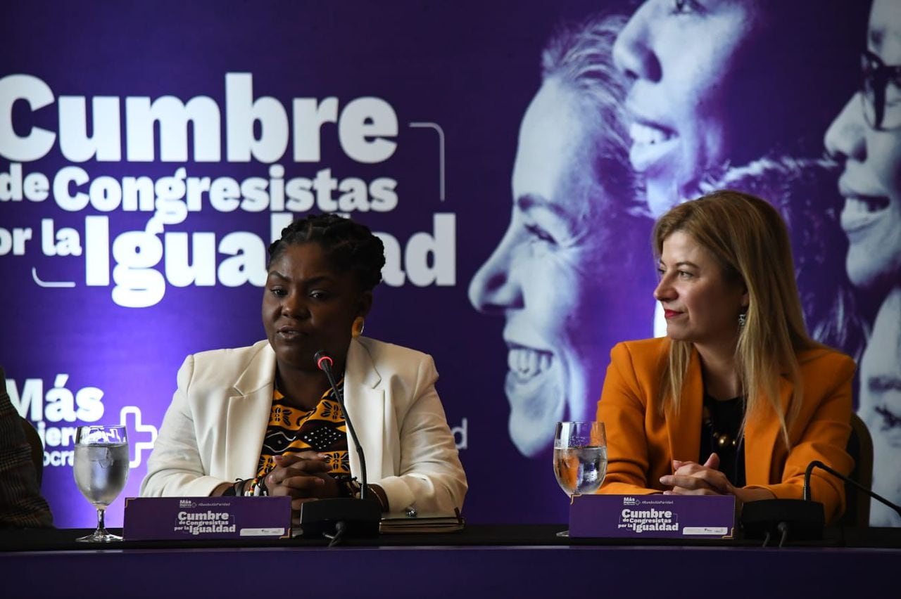 Francia Marquez, Elected Vice President At The Summit Of Congressmen For Equality, And Bibiana Addo, Colombia'S Representative To The Un Women.