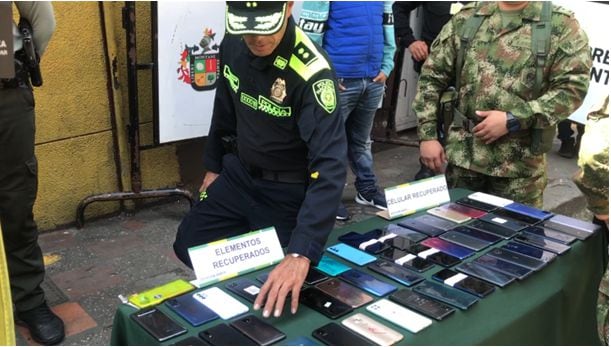 La Policía recuperó más de 50 celulares que habían sido robados.