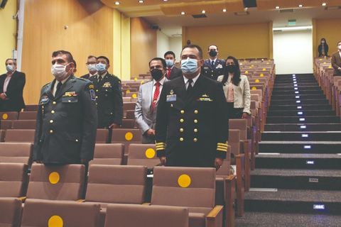 En la primera cohorte de este diplomado, se beneficiaron 35 miembros de la Armada Nacional.