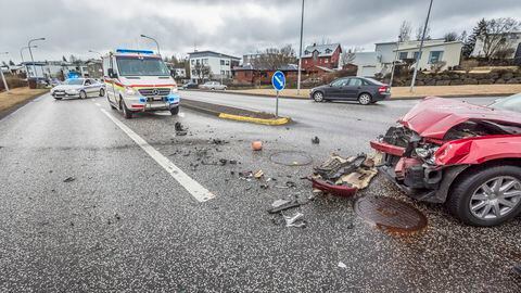 Diecisiete personas resultaron heridas el viernes por un vehículo en un cruce protegido en el centro de Szczecin (noroeste de Polonia)
