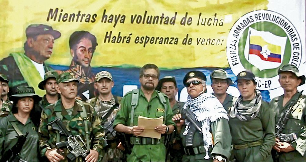 “Iván Márquez, Jesús Santrich, el Paisa, Romaña... son eso, no más es lo que son, narcotraficantes. Para que les quede claro a los colombianos y al mundo entero”, asegura el general Zapateiro.  